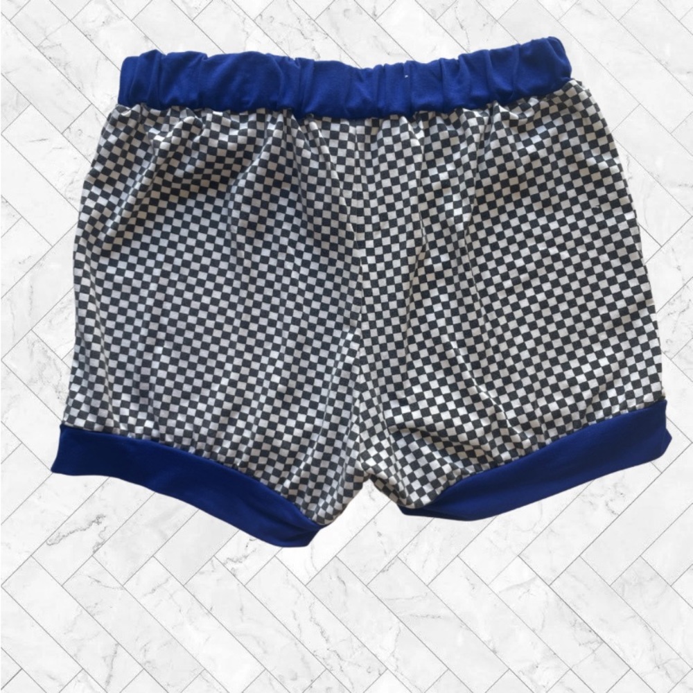 Cardigan/Shorts MATCHING SET - Picture 5 of 7